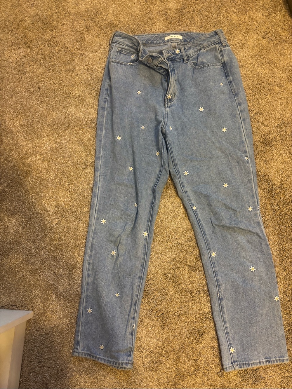 PacSun Light Blue Denim Boyfriend Jeans with Star Embroidery